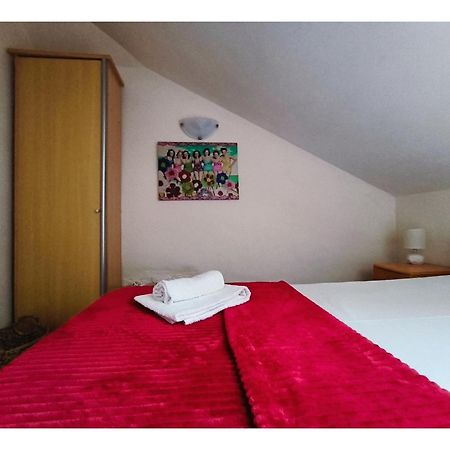Apartments Senko Trpanj Eksteriør billede